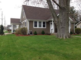 1108 Chicago St, Valparaiso, IN 46383