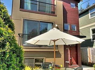 5231 11th Ave NE #1, Seattle, WA 98105