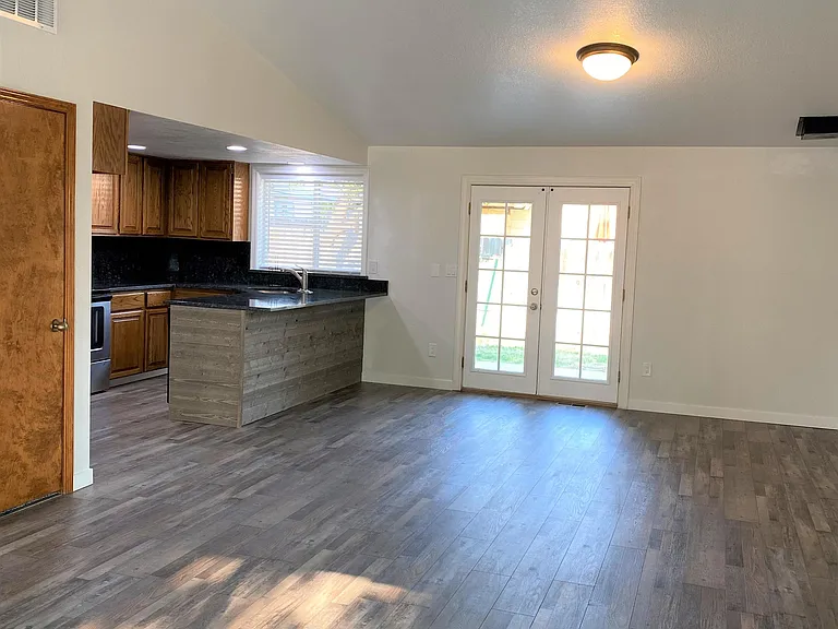 512 S Kearney Pl — Photo 22