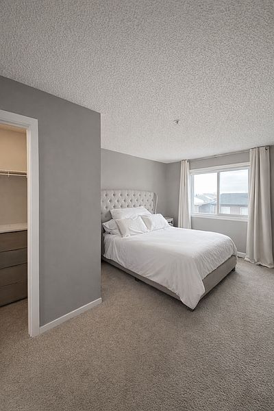 Edmonton Apartment for rent - 2 Bedrooms — photo 3