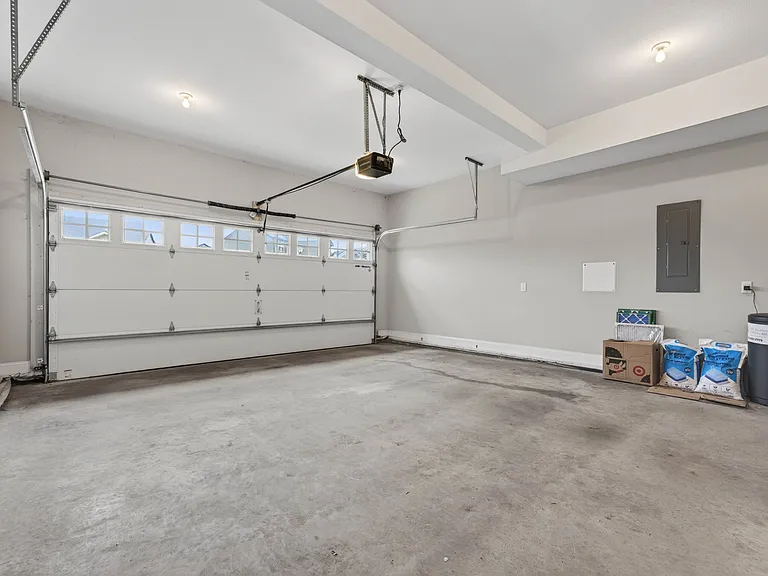 792 Crestone Ln — Photo 27
