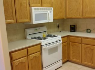 513 Puffin Ln, Lemoore, CA 93245