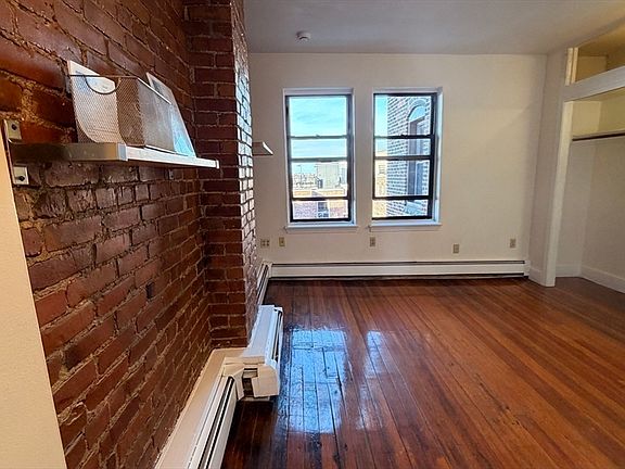 4th image of 57 Charter St APT 4A