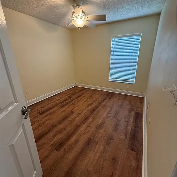362 Lexingdale Dr — Photo 14