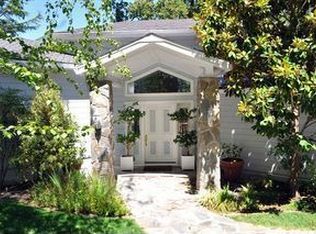 889 Mountain View Dr, Lafayette, CA 94549