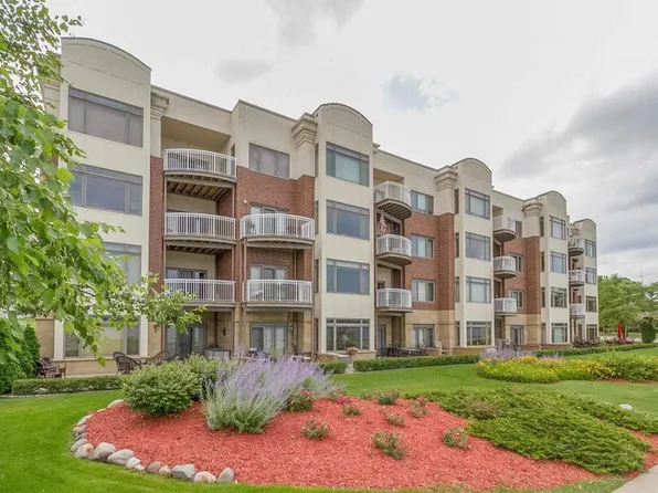 900 S Lakeshore Dr Unit 201, Lake City, MN 55041