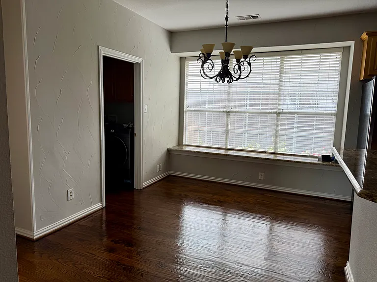 4309 Wingren Dr — Photo 12