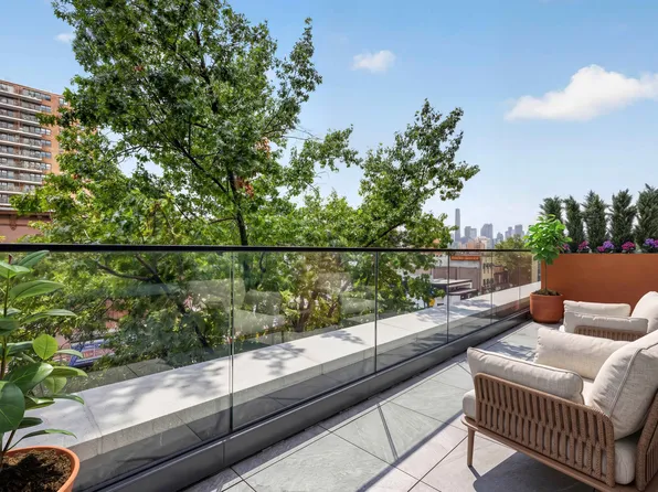 445 Fifth Avenue image 1 of 20