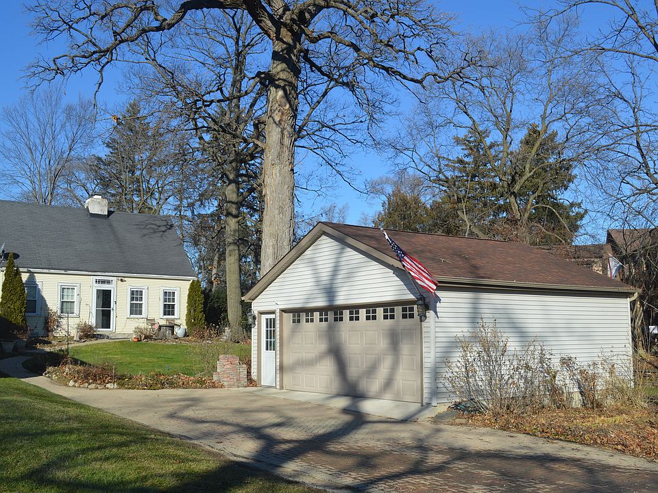 1st image of 26338 N Hickory Ave