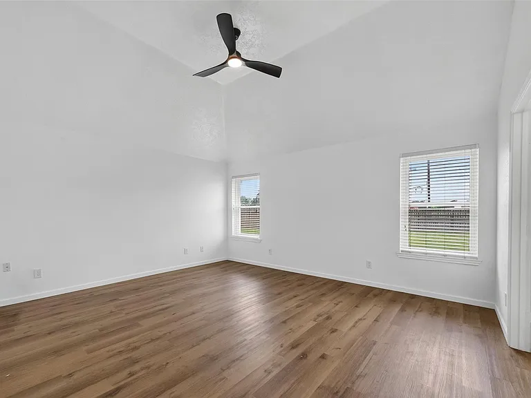 7403 Oak Walk Dr — Photo 29