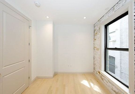 4th image of 371 E 10th St #5A