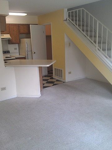 2nd image of 1263 Wyndham Dr #105