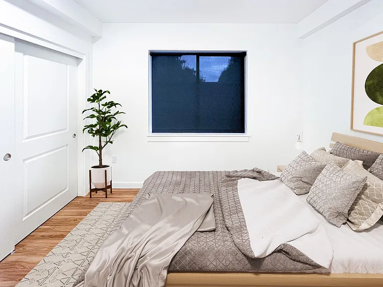 Leeward Apartments — Photo 63