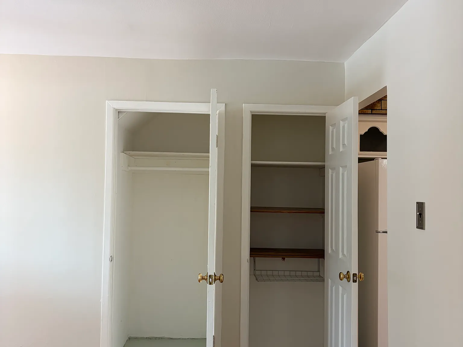 2735 Cropsey Avenue — Photo 2