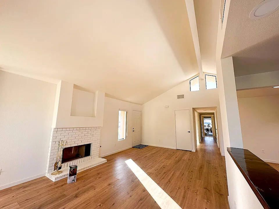 41652 Aventine Ct