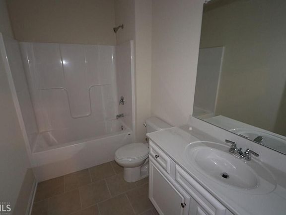 5th image of 428 Culloden Moor Dr