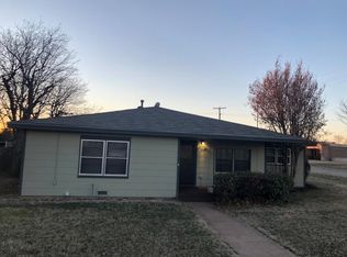 1041 Cedar St, Colorado City, TX 79512