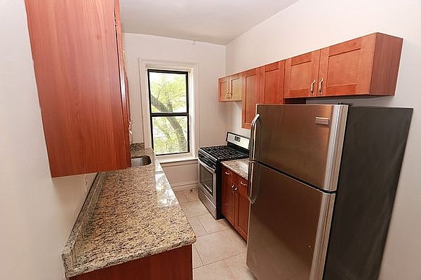 1st image of 555 Ovington Ave #D33