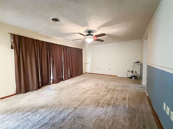 3rd image of 2502 Hayes St
