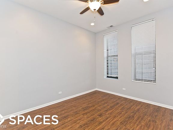 4th image of 1057 W Grand Ave #Unt4s