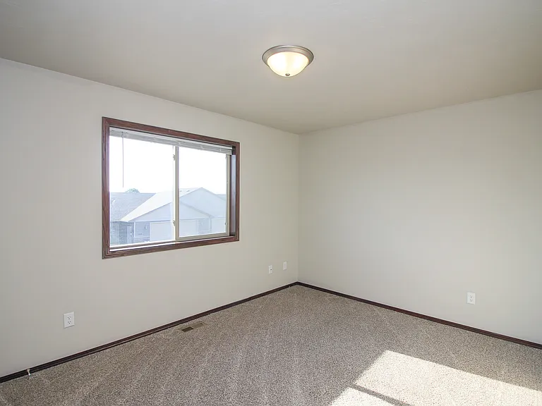 1013 Tanner Ct — Photo 20