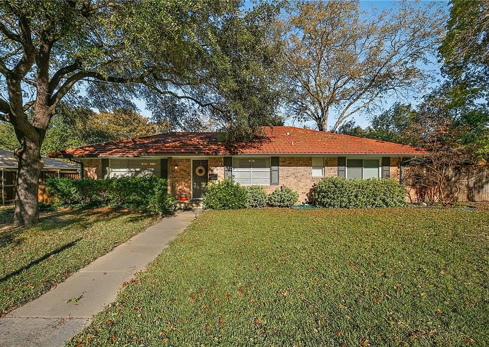 1st image of 13427 Rolling Hills Ln