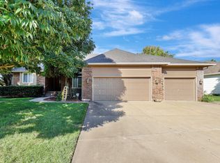 203 S Bay Country St, Wichita, KS 67235