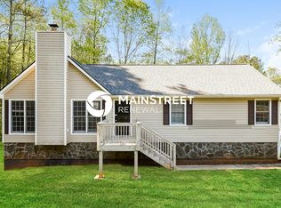 28 Paces Lakes Rdg, Dallas, GA 30157