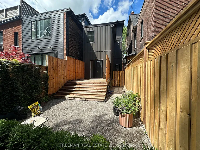 37 Grant St — Photo 10