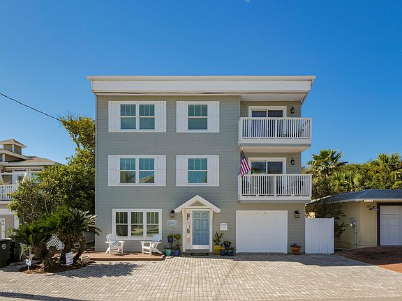 2nd image of 1892 Beach Ave