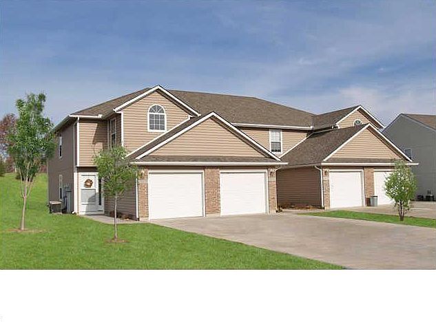 1st image of 1263 NW Phelps Ct
