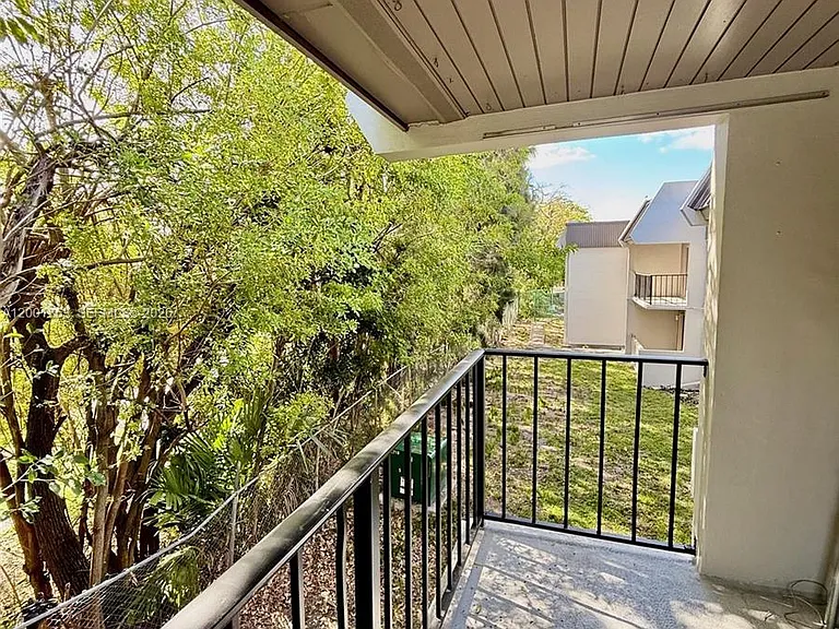 10403 N Kendall Dr #A209 — Photo 18