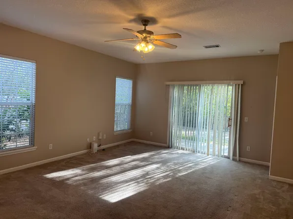 118 Callie Cir, Brunswick, GA 31523