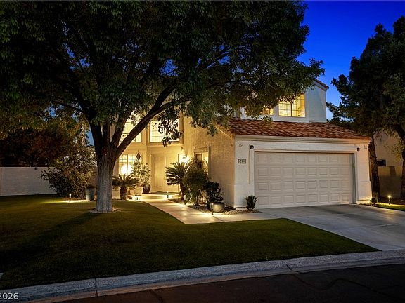 4th image of 5432 Desert Valley Dr