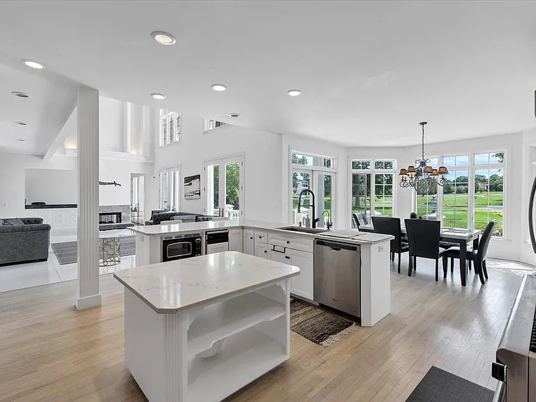 4206 Royal Fox Dr — Photo 14