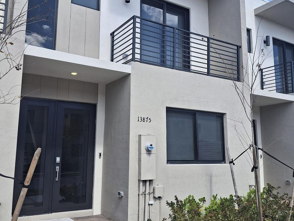 1st image of 13875 SW 261st Ter