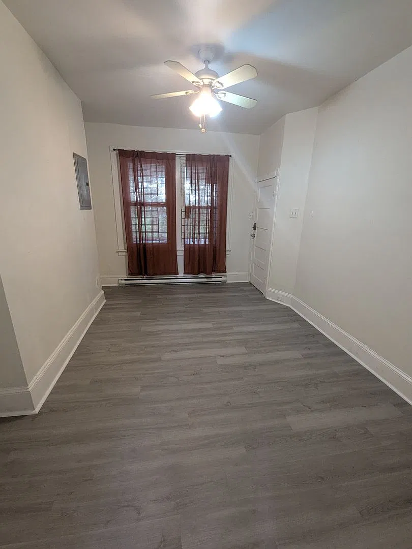 5547 Hazel Ave. — Photo 4