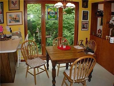 Breakfast Area/Room.