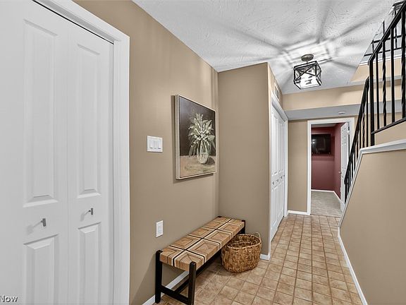 3rd image of 17813 Suncliff Pl