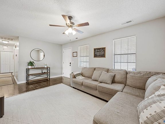 3rd image of 398 Little Lones Rd