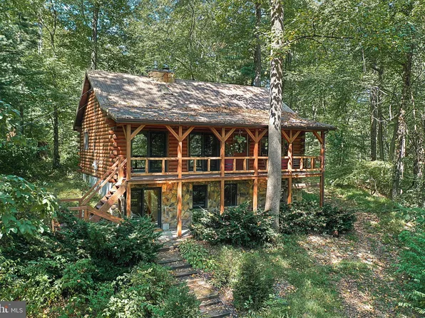 1850 Wenksville Rd, Biglerville, PA 17307