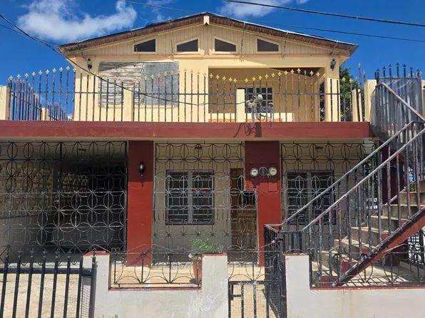 365 Francisco Leon St, Cayey, PR 00736