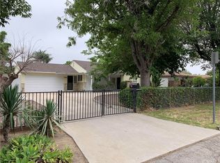 7902 Amestoy Ave, Van Nuys, CA 91406