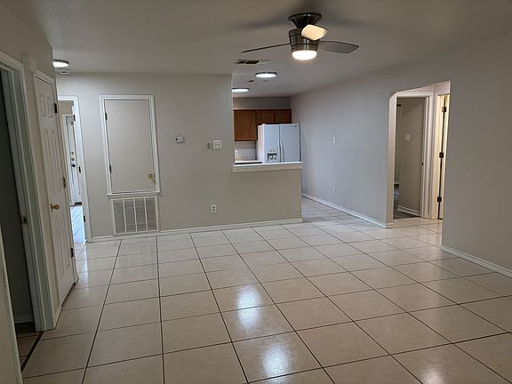 5th image of 617 Conway Dr