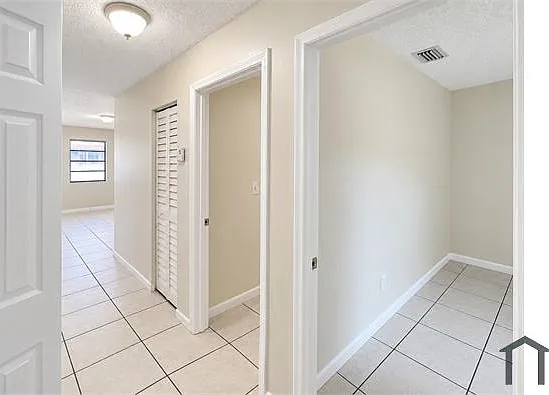 4 bed, $2,950 — Photo 2