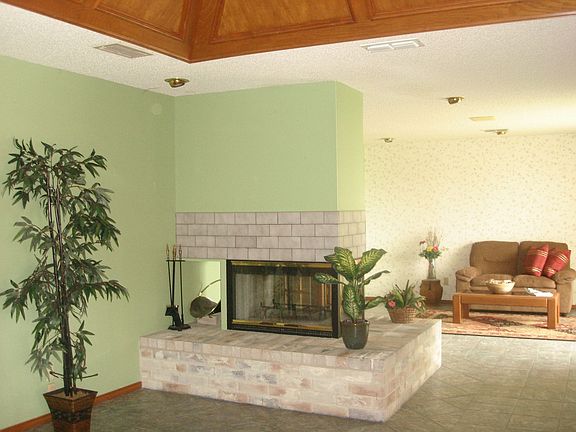 2nd image of 14523 Johnston Ln