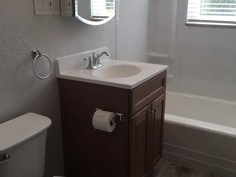 College View Apartments — Photo 12