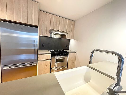 4th image of 54 Noll St APT 754
