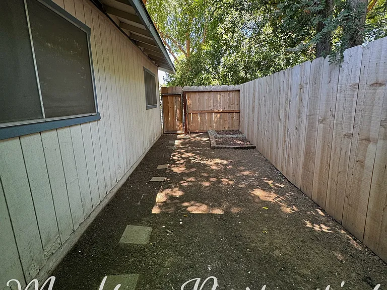 1589 High St — Photo 23