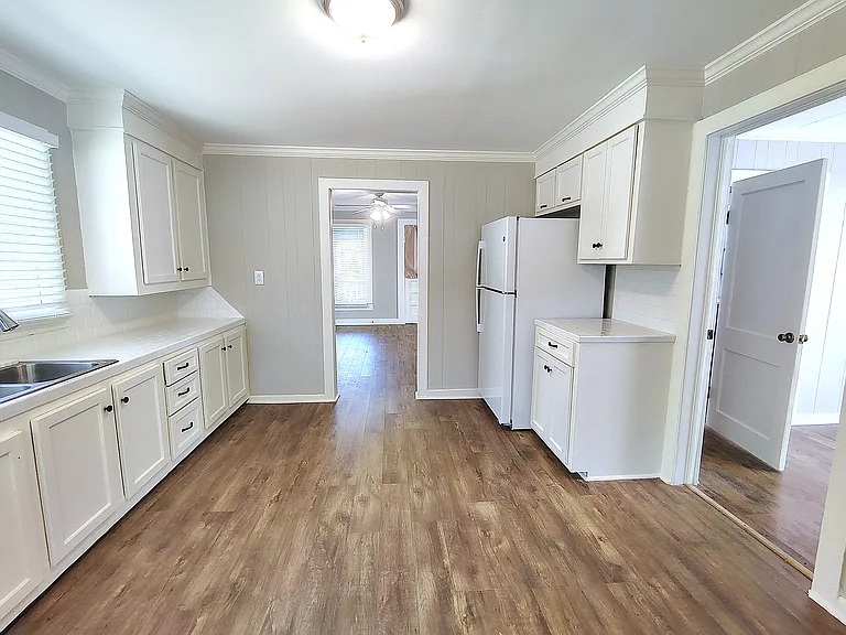 65 Rock Hill Rd — Photo 7